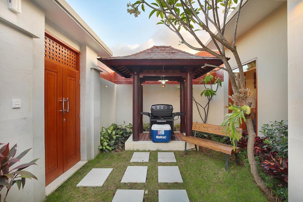 Kae Villa Anggrek 세미냑 외부 사진